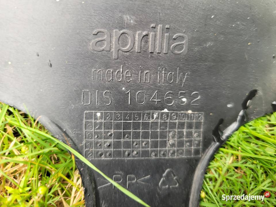 APRILIA SR oslona czasza przod nosek krawat Piła sprzedam