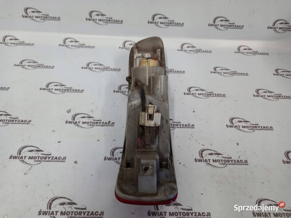 OUTLANDER II 08r lampa prawa tył w zderzak Kielce