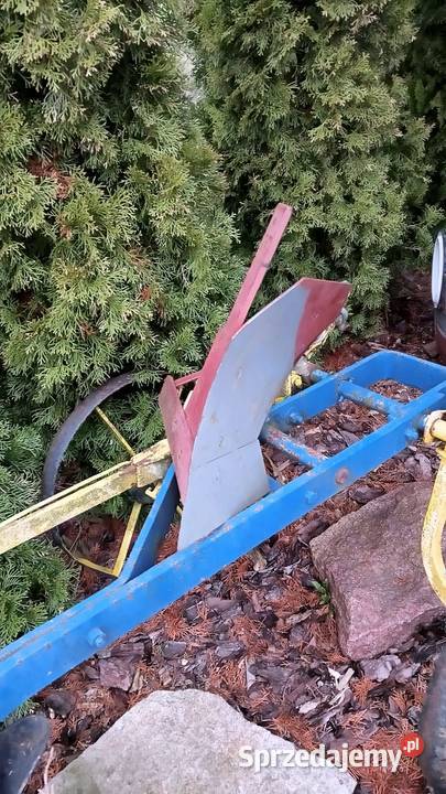 Sprzedam Pług Kultywator Bronę Terra Vari Budno