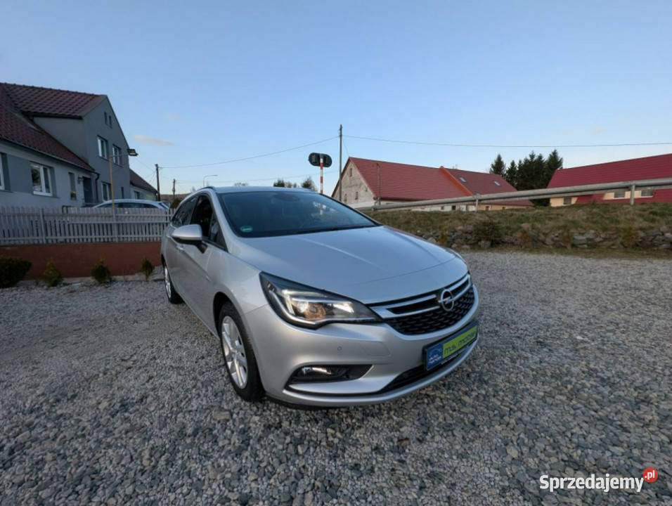 Opel Astra Kamera 14 benzyna 150 K 20152021 Kamienna Góra