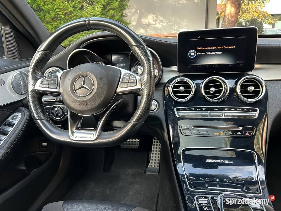 PRAWDZIWE AMG 63 476 Rok produkcji 2016 śląskie sprzedam