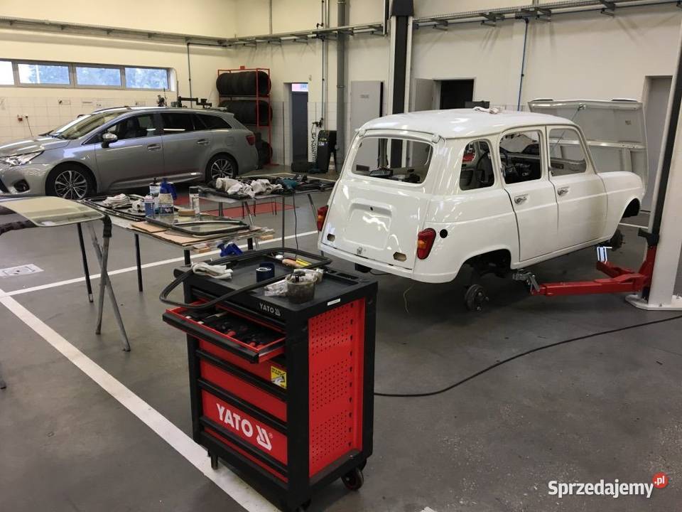 Renault R4 GTL 11 idealna do dokończenia pali Poznań