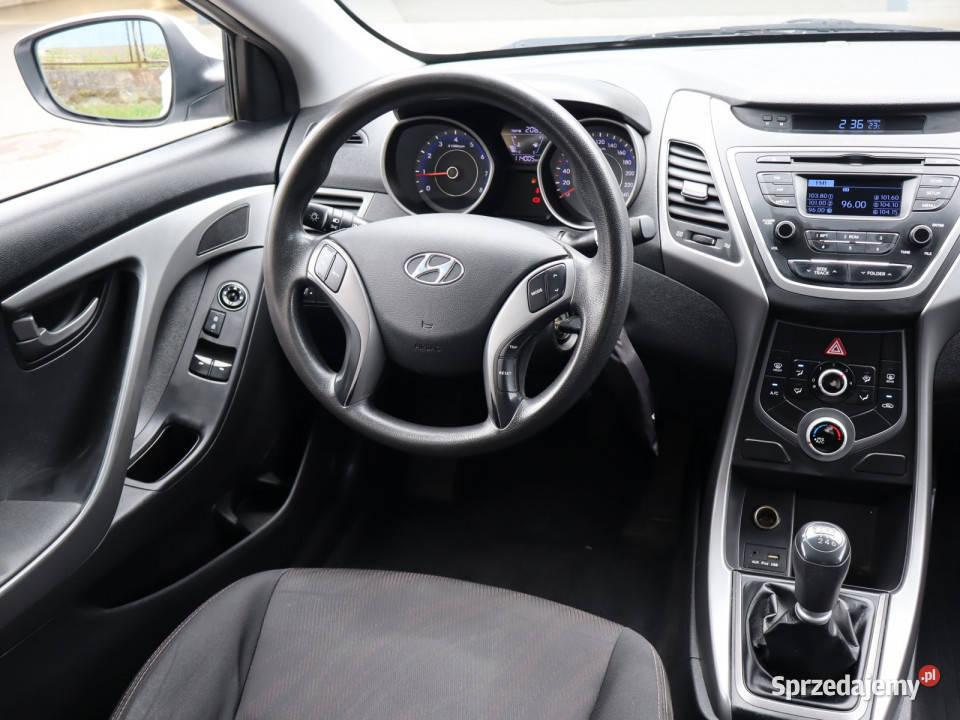 Hyundai Elantra 16 manualna śląskie Katowice