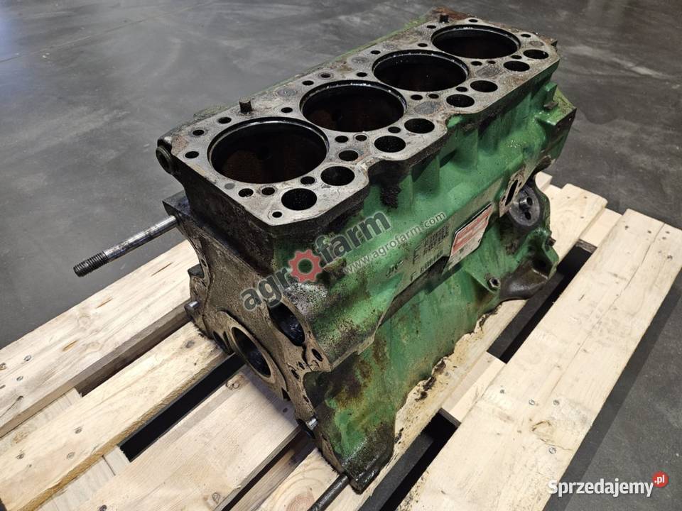 Blok silnika John Deere 1640 1840 2140 Silnik i osprzęt Byków sprzedam