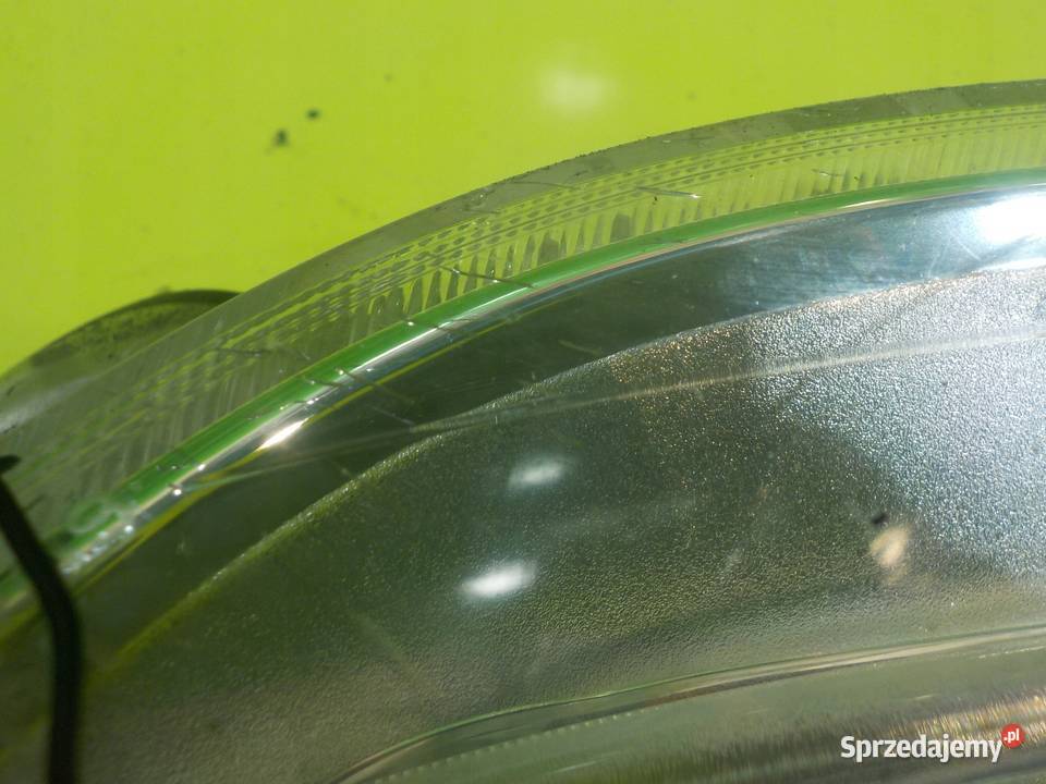 VOLVO S60 II V60 I 12r halogen lampa DRL prawa