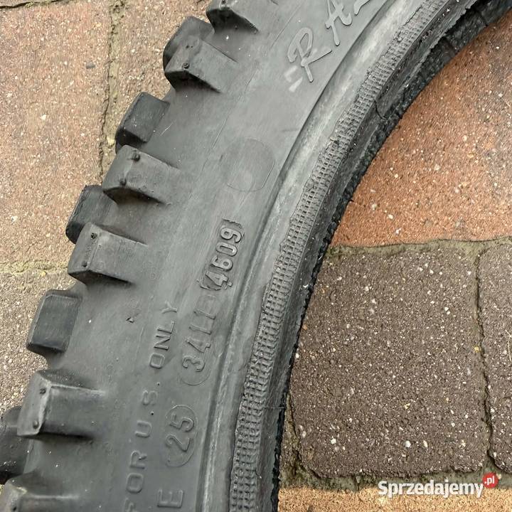 Opona przód Pirelli Rallycross 909021 MT21 Bachórz