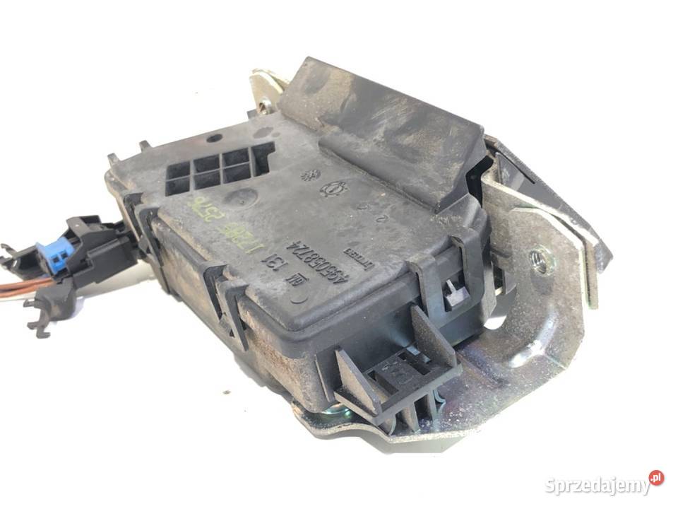 ZAMEK KLAPY TYŁ OPEL ZAFIRA B Hatchback 13117285 Zamki, wkładki i kluczyki