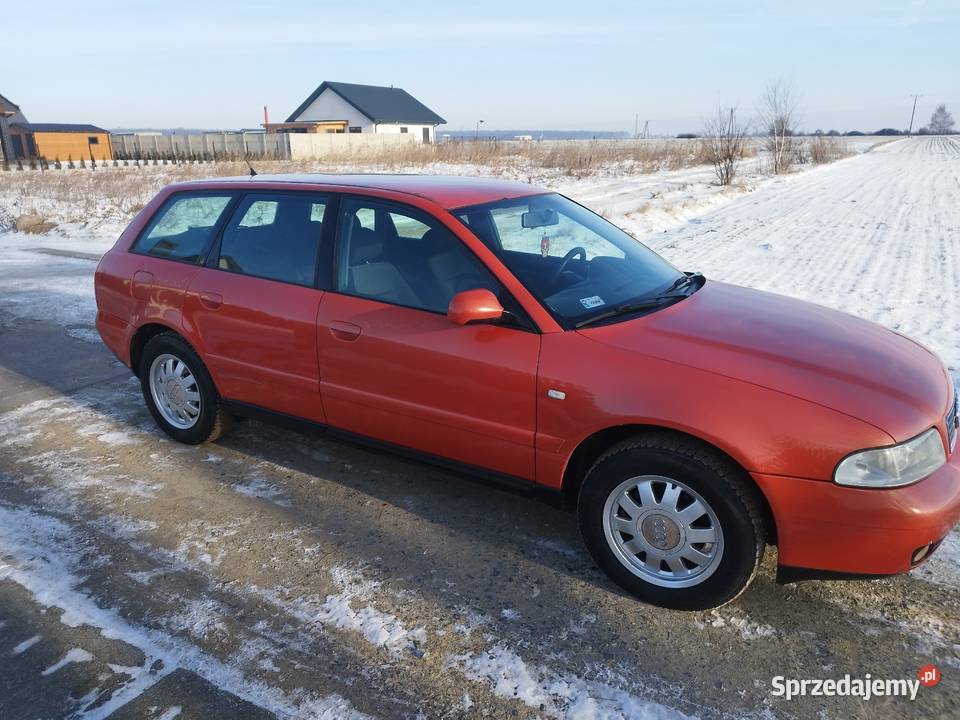 Ekonomiczne Audi a4 16 benzyna z gazem 1999 100KM Jarocin sprzedam