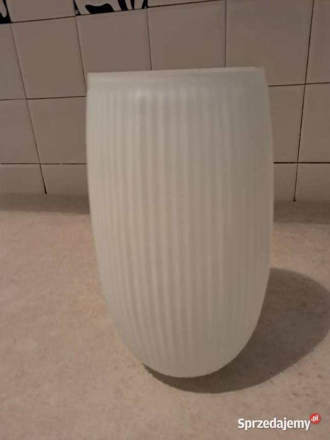 Klosz szklany do lampy biały prążkowany do