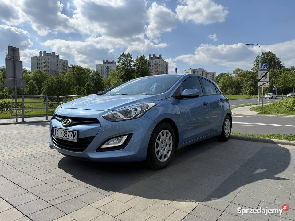 Samochód HYUNDAI i30 Comfort 14 Benzyna 2012 213500km Katowice
