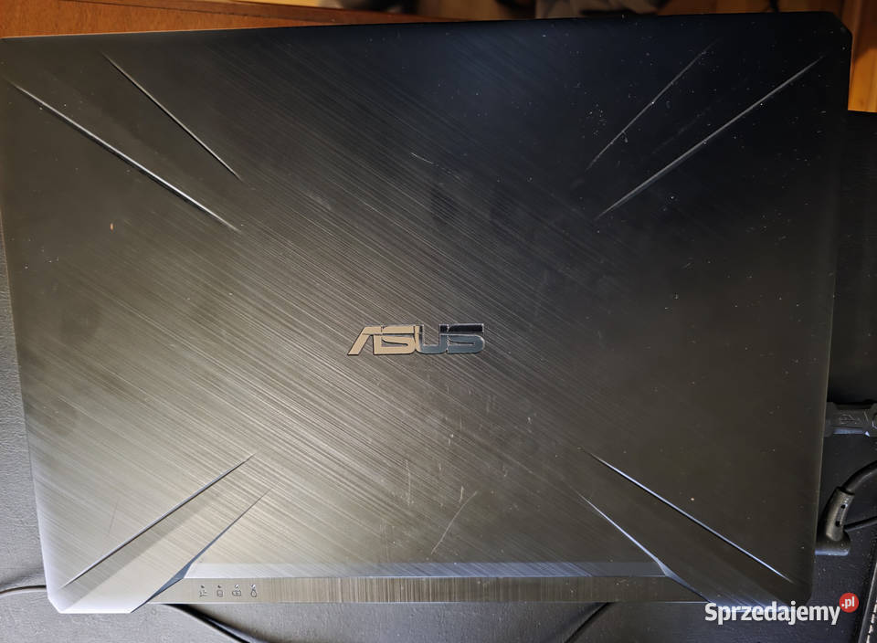 Laptop gamingowy ASUS 153 cala 16GB RAM SSD 512