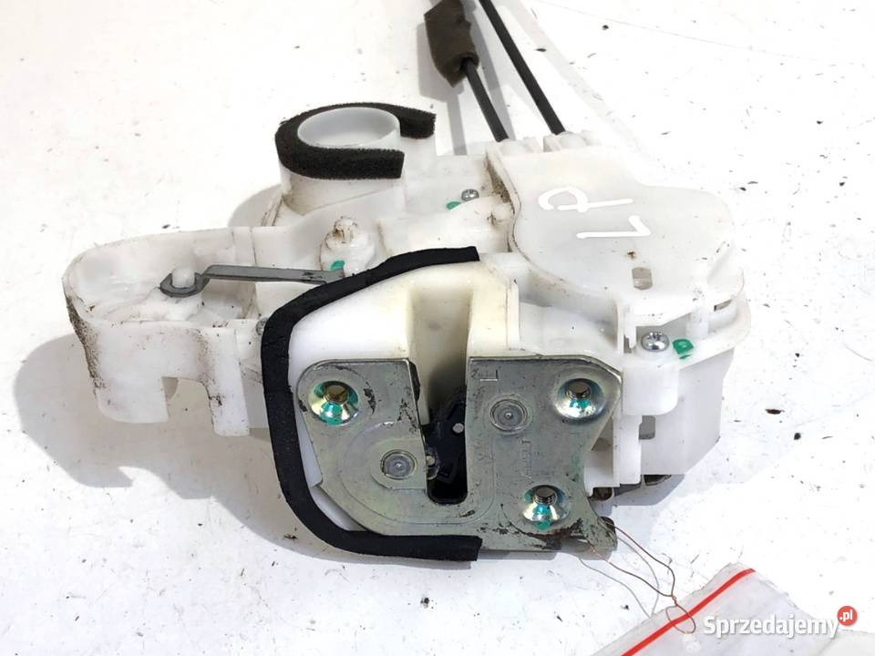 ZAMEK DRZWI LEWY PRZÓD MITSUBISHI MIRAGE SPACE