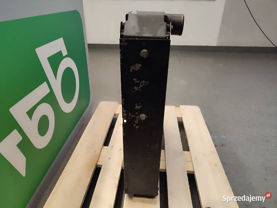 Chłodnica wody PA66GF30 CAT TH 330 Wilkowo
