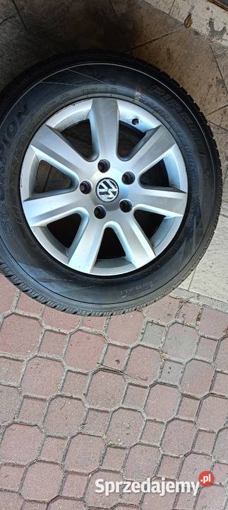 VW touareg alufelgi i opony 17 stan Chełm