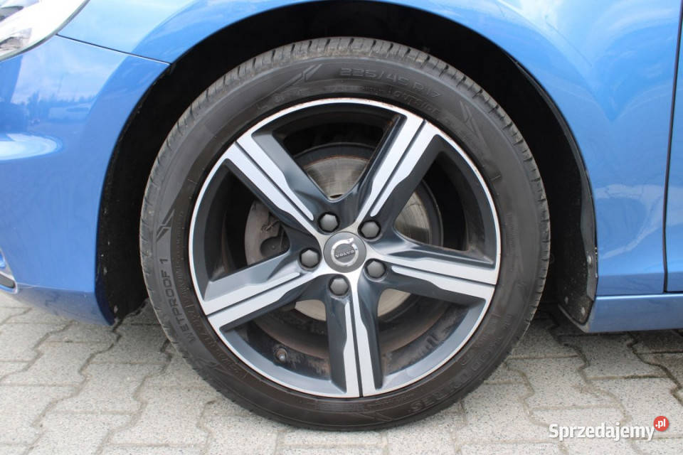 Volvo V40 2016r Salon Polska Xenon Nawigacja Bielsko-Biała