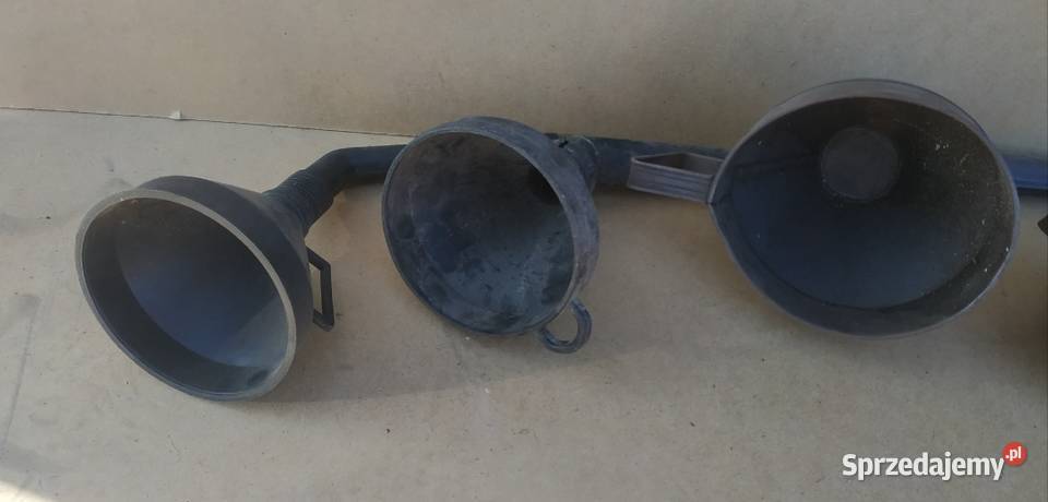 Lejek plastikowy metalowy RÓŻNE z sitkiem mazowieckie sprzedam