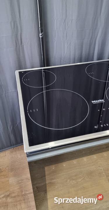 Płyta indukcyjna z ramką Miele 6314 szer574