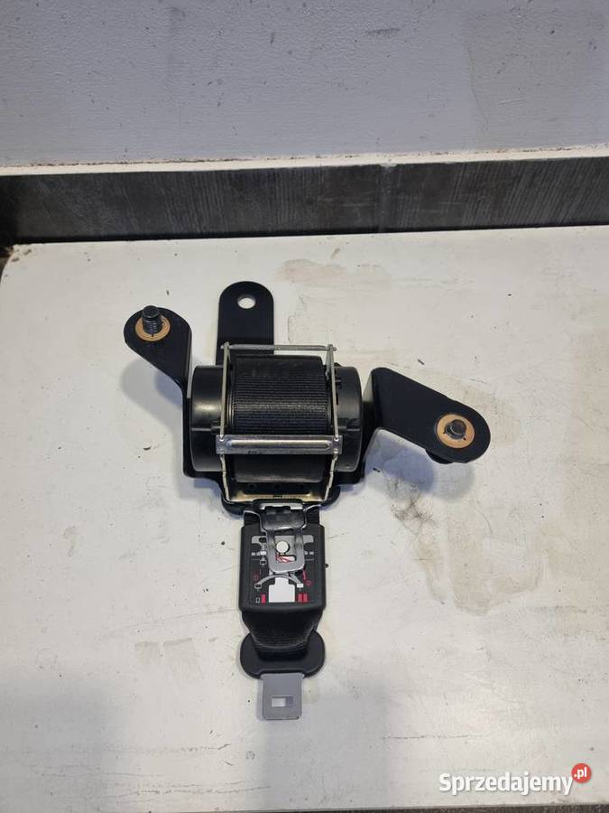 SRODKOWY PAS BEZPIECZENSTWA HYUNDAI TUCSON III