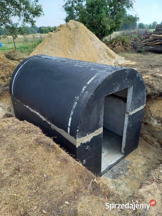 Piwniczka ziemianka na wino piwnica betonowa łódzkie Łódź sprzedam