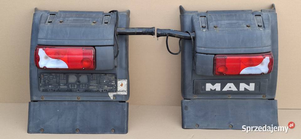 MAN TGX TGS TGA BŁOTNIK LEWY KOMPLETNY LAMPA Bieleń