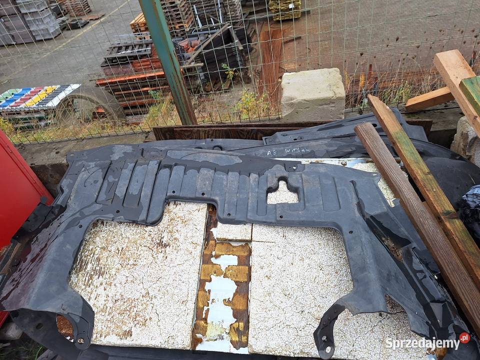 dużo osłon pod silnik i też osłony na silnik osobowe Motoryzacja Gdańsk sprzedam