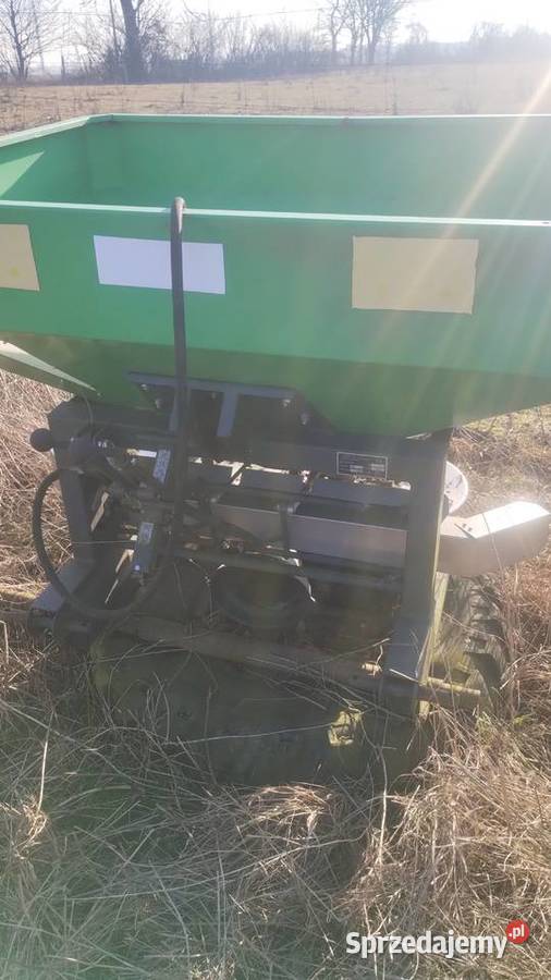 Rozsiewacz nawozów nieuszkodzony Pęzino