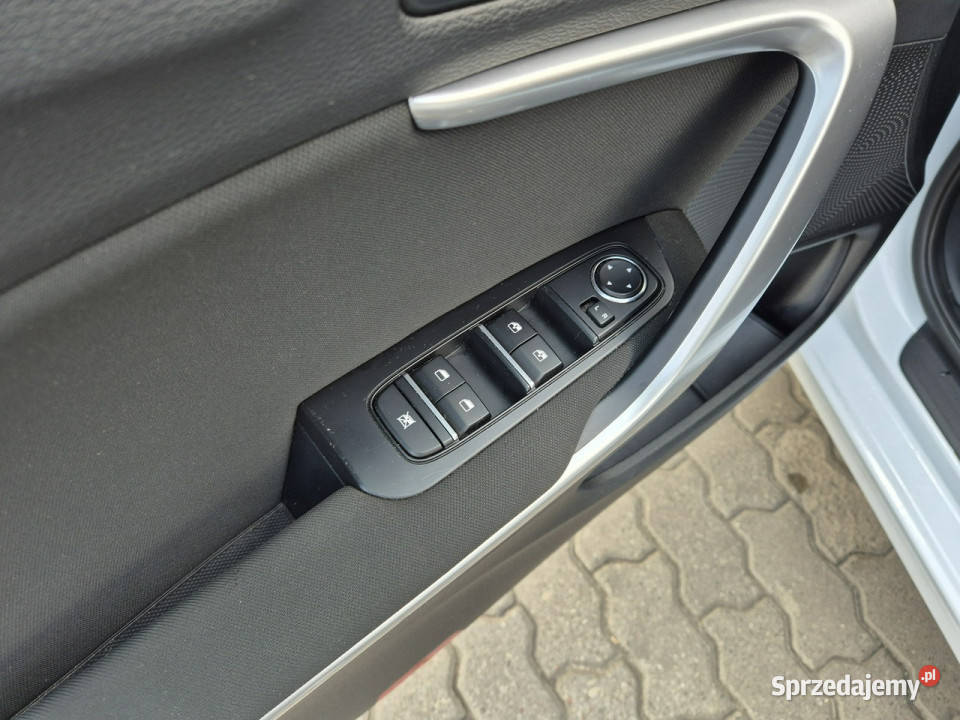 Kia Nowy Ceed 15 TGDI 160 6MT Wersja M lakier metallic łódzkie