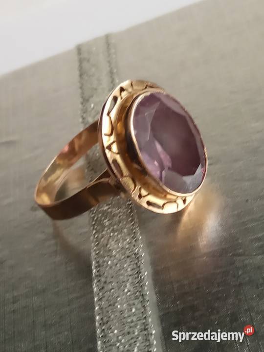 Piękny złoty pierścionek z ametystem próba 585 Pierścionki