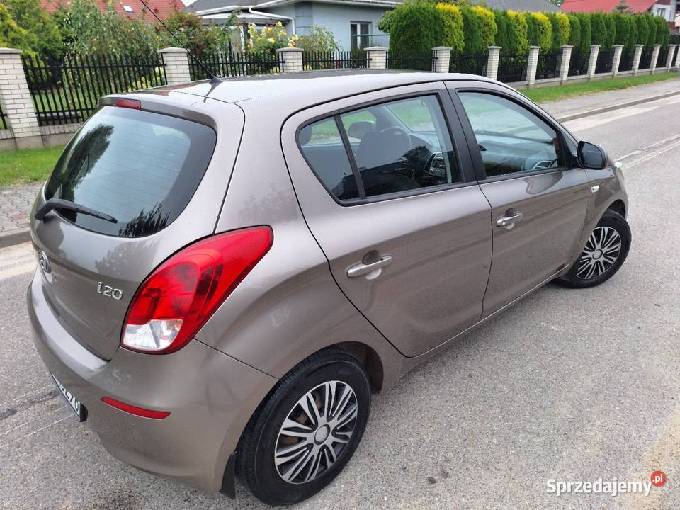 Hyundai i20 lakier metallic i20 Dębica sprzedam