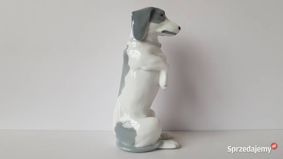 Stara porcelanowa figurka pies Metzler Ortloff Porcelana i szkło Porcelana i szkło śląskie Dąbrowa Górnicza