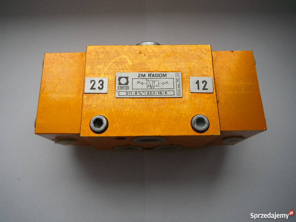 Rozdzielacz 13 pneumatyczny ZM Radom Chlewiska