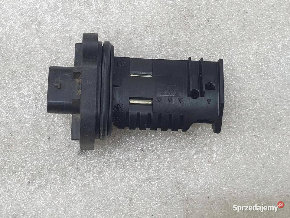 PRZEPŁYWOMIERZ POWIETRZA BMW F20 16 7602038 osobowe