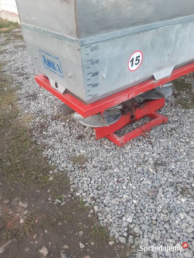Rozsiewacz 900 Żelechów sprzedam
