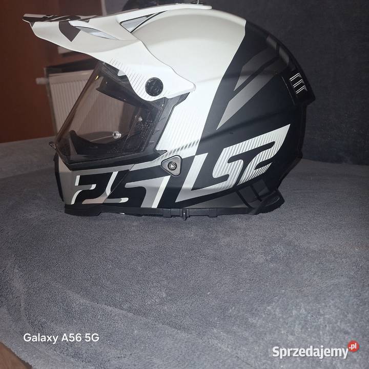 sprzedam kask w stanie Części i akcesoria motocyklowe