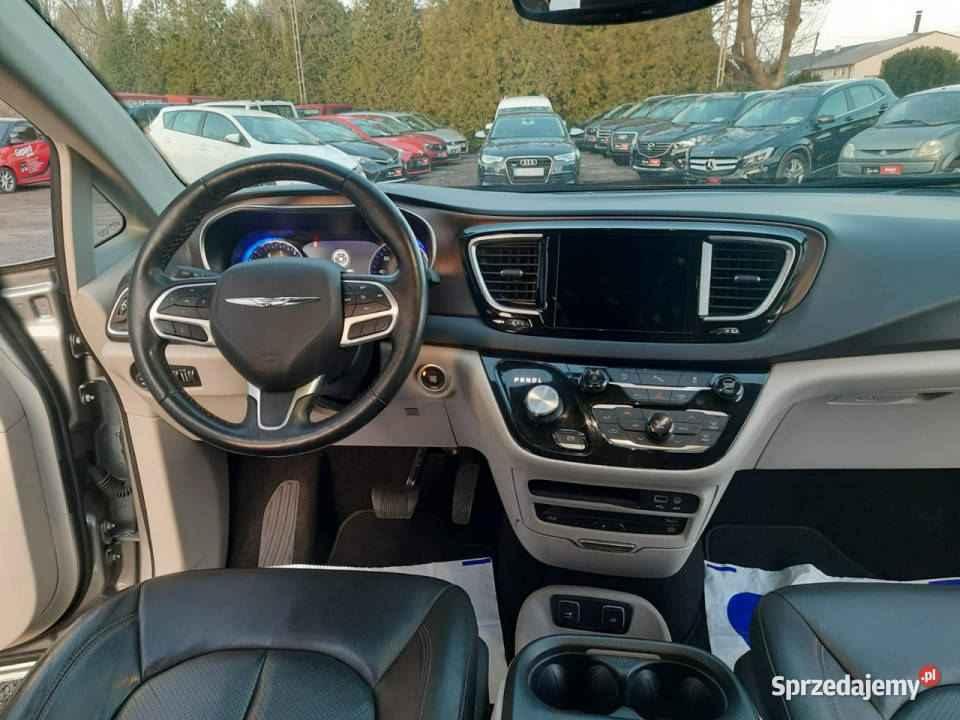 Chrysler Pacifica Janów Lubelski