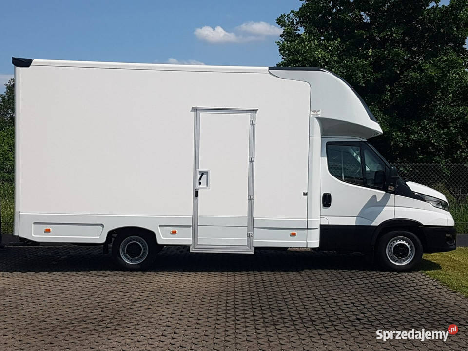 Iveco Daily KONTENER NISKOPODŁOGOWY 443x223x242 komputer pokładowy Poręba