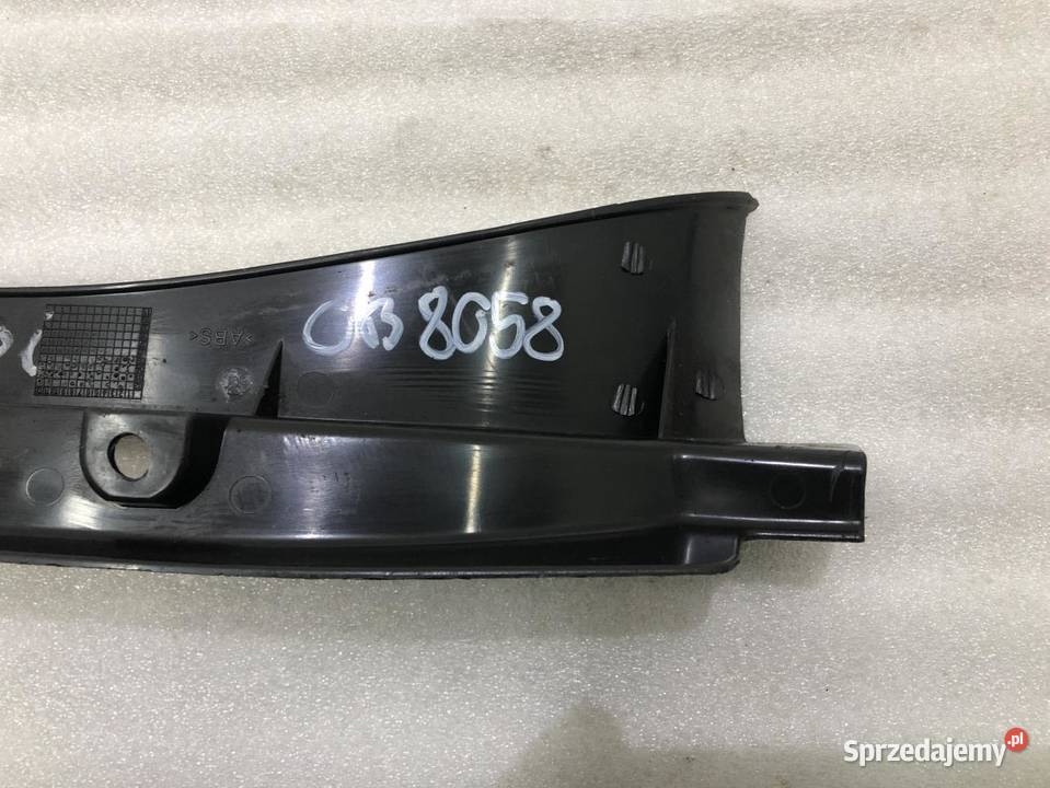 LISTWA BAGAŻNIKA LEWY TYŁ MERCEDES EKLASA W211 sprzedam
