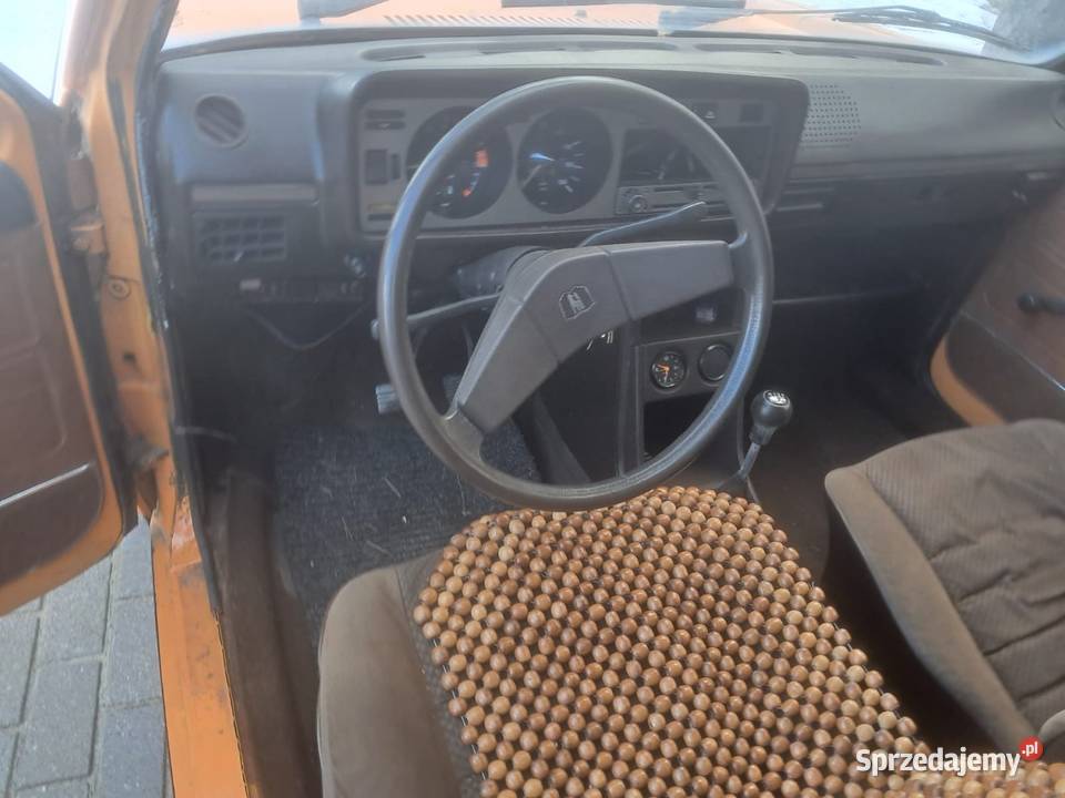 Golf 1 Benzyna Nowe Chechło sprzedam