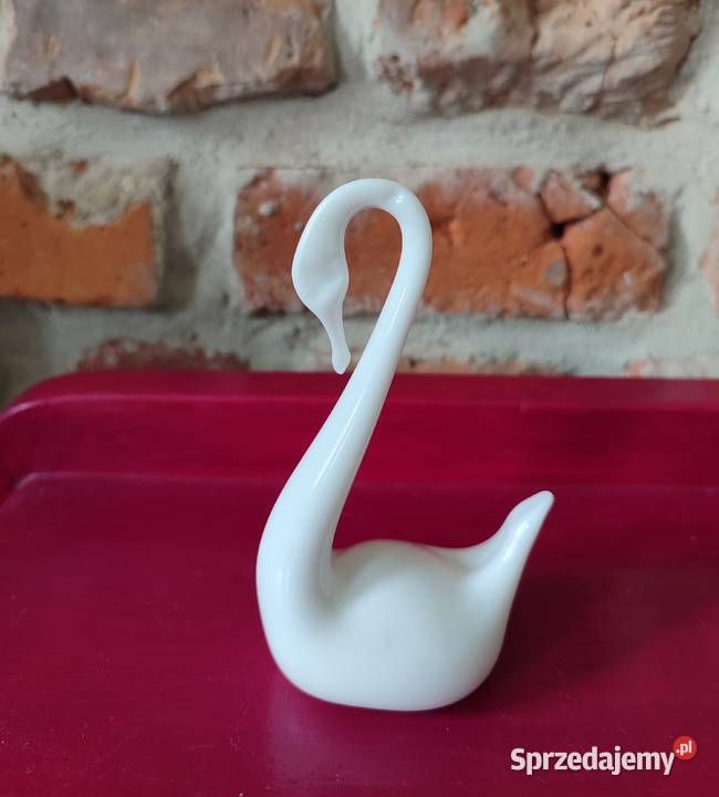 Porcelanowy łabędź figurka