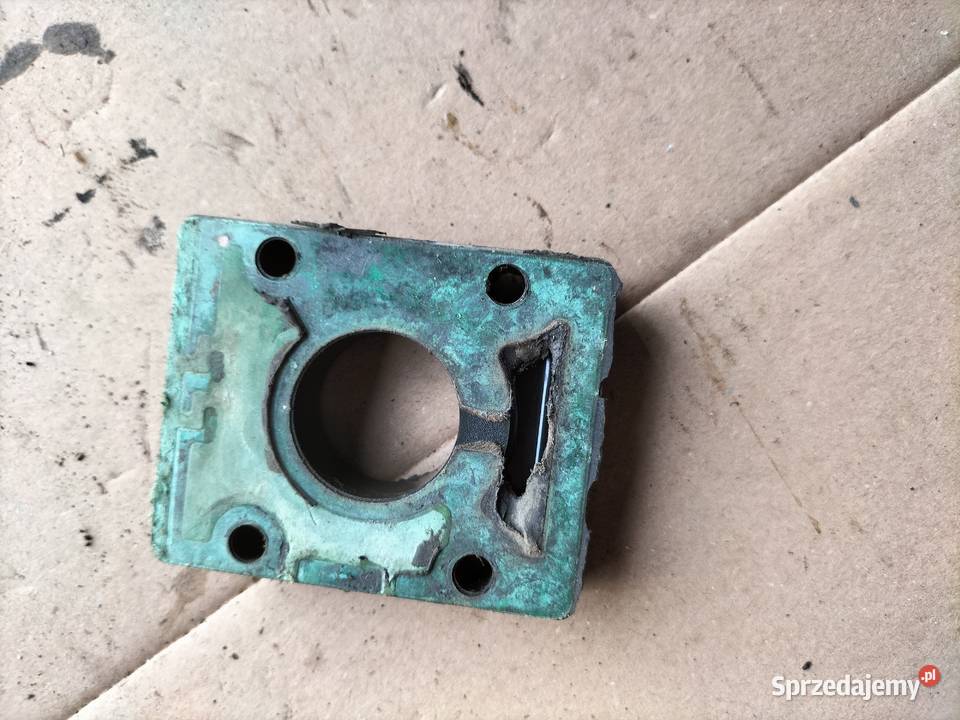 PODSTAWA GAŹNIKA AUDI VW GOLF SEAT POLO Silniki i osprzęt Kamień-Kolonia