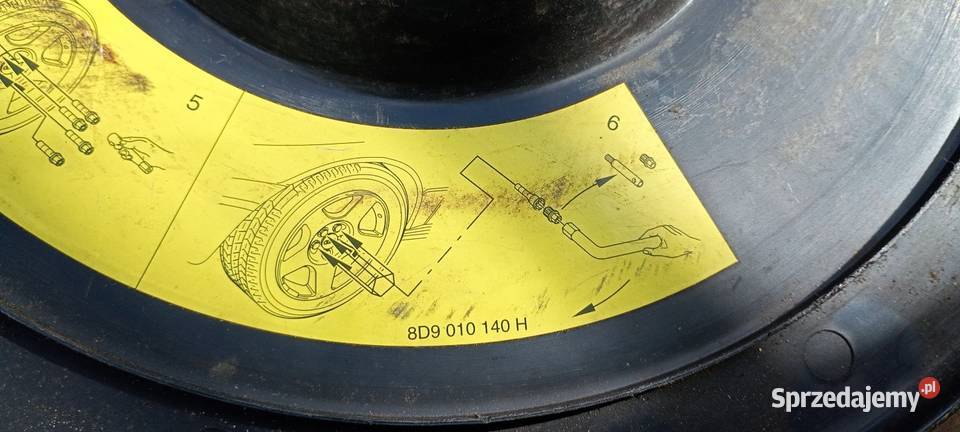 Audi A3 8L Osłona koła zapasowego 8D9010140H Iłownica sprzedam