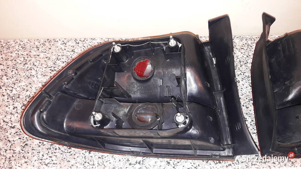 Tylne lampy Honda Civic VI EJ9 sedan lampy tylne opolskie Głuchołazy sprzedam