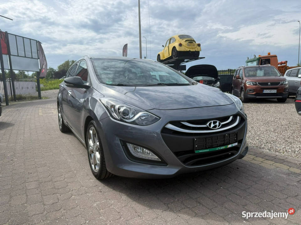 Hyundai i30 Hyundai i30 II KOMBI 16 CRDi 110 Rok produkcji 2014 pomorskie Słupsk