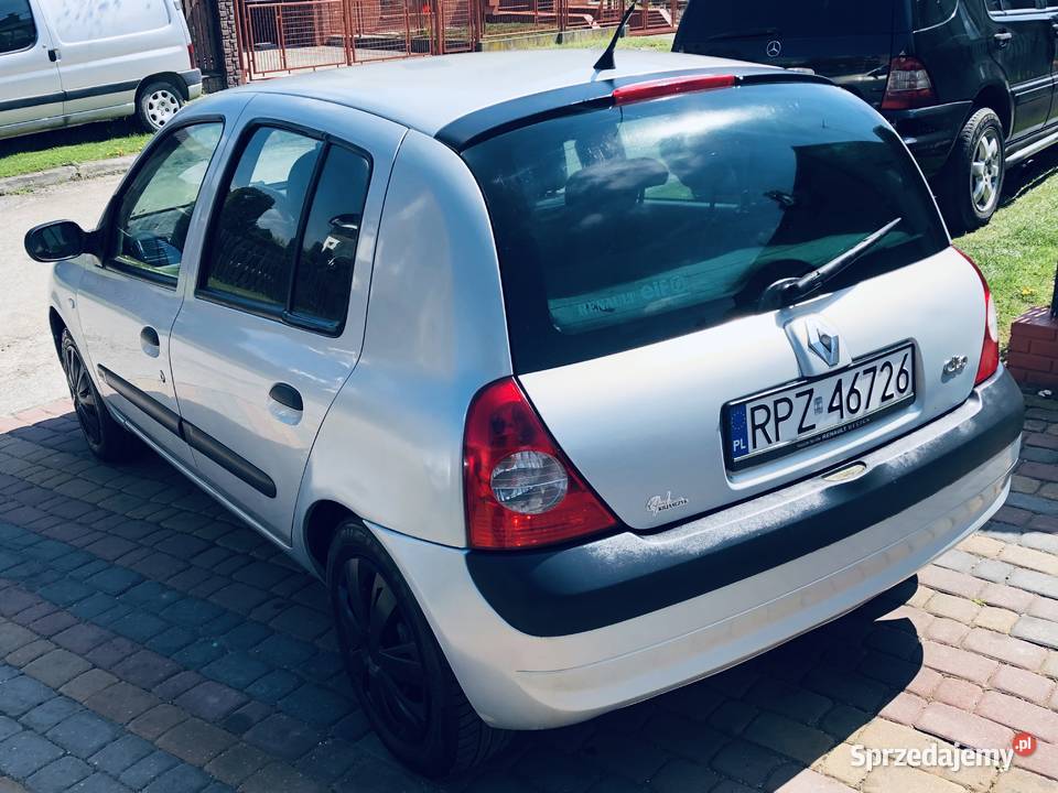 Renault Clio II 12 16V 75 face lifting Przeworsk