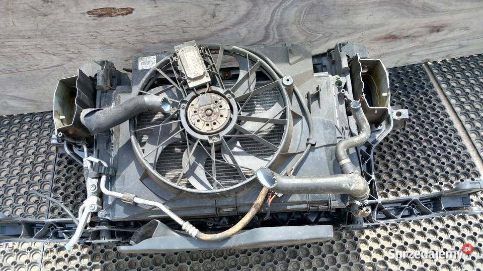 BMW 1 E87 LIFT 20D PAS PRZEDNI KOMPLET ŻALUZJA Zbierkowo