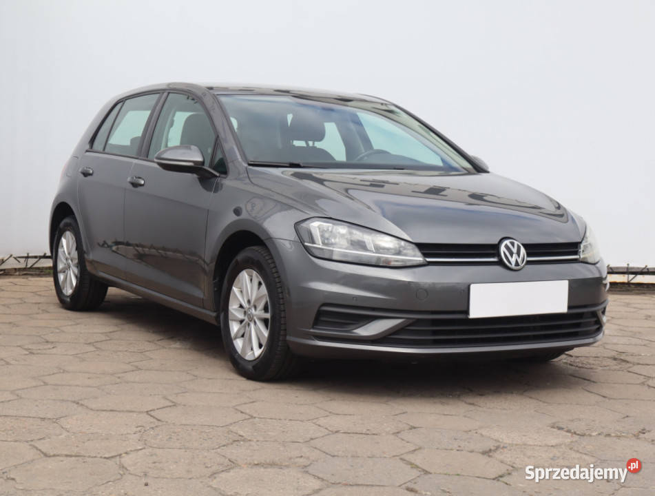 VW Golf 10 TSI sprzedam