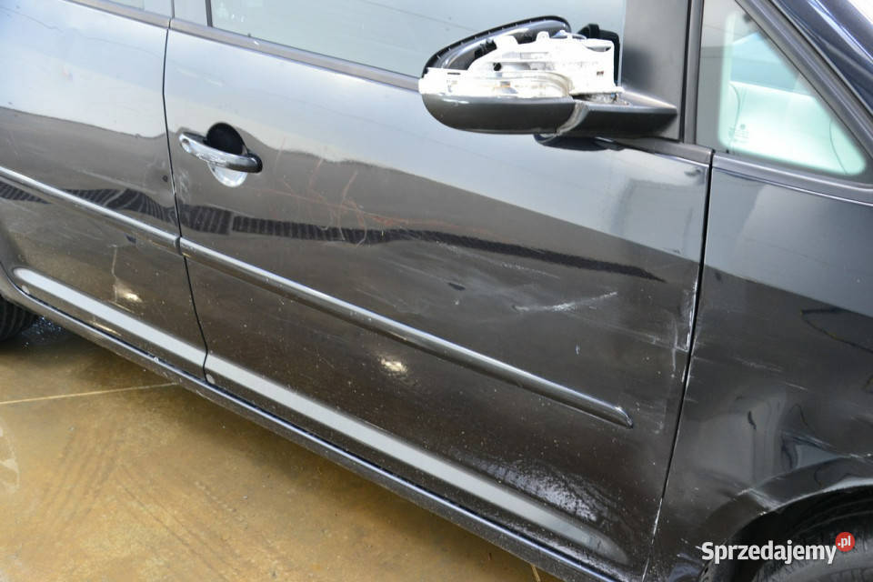 Volkswagen Touran 16 diesel 105 automat uszkodzony Touran Kęty