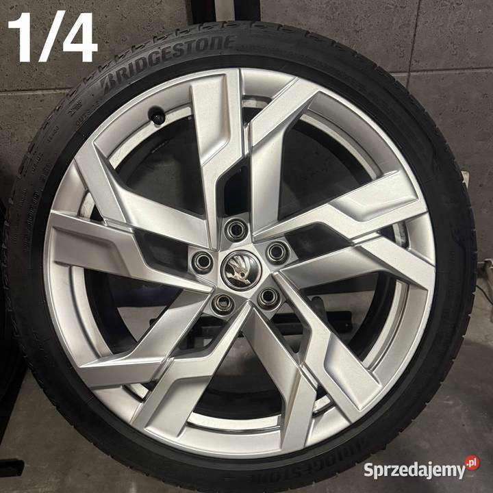 19 Skoda OEM Superb Octavia felgi koła komplet z