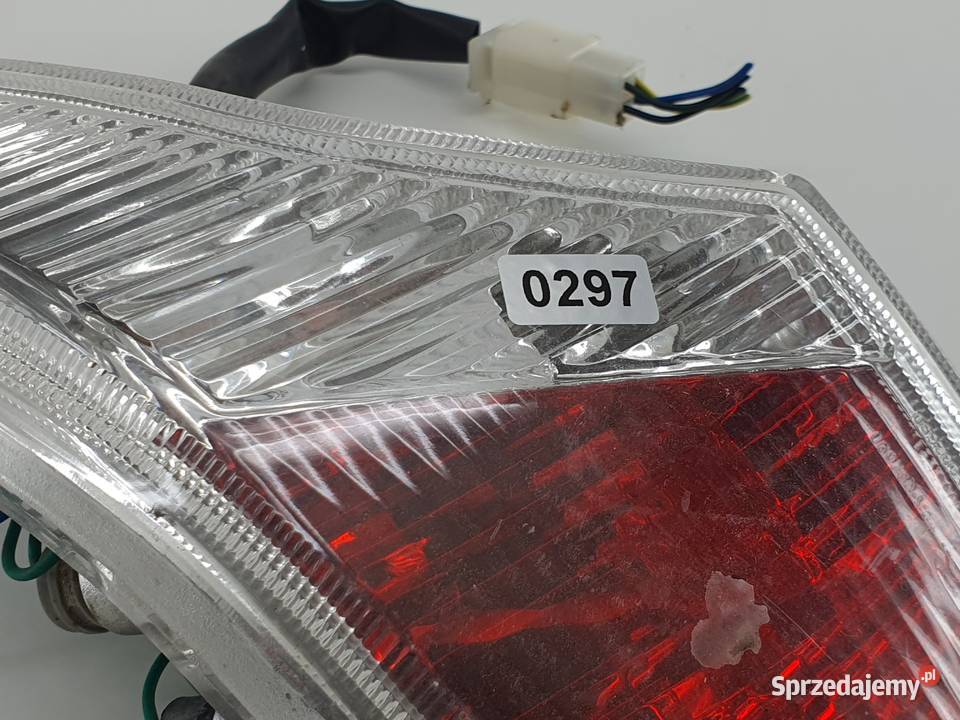 LAMPA TYL PRAWA KIERUNKOWSKAZ PEUGEOT EVIVACITY Janowice