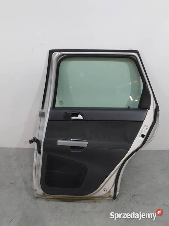 DRZWI PRAWE TYŁ KOMBI 42626 Volvo V50 I 20042012 sprzedam
